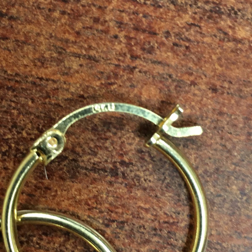 New 14K yellow gold  hoop earrings - Picture 4 of 7